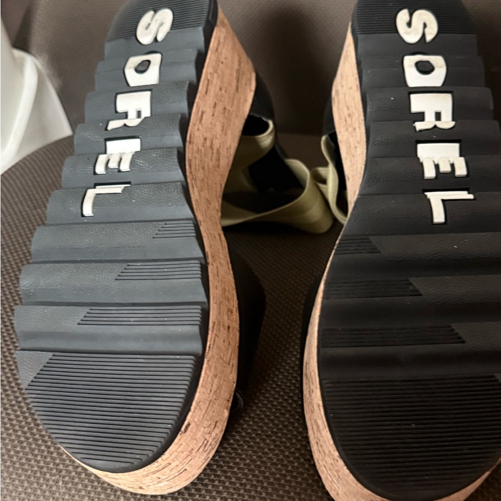 Sorel Women’s Cameron Flatform Wedge Sandal -  Black and Olive Green Size 9 - Picture 3 of 4